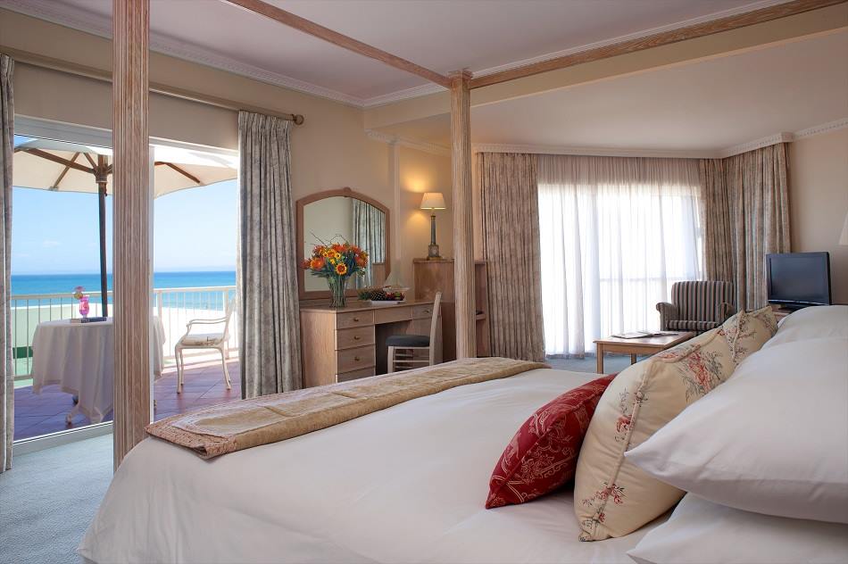 The Beach Hotel - Accommodation - Port Elizabeth