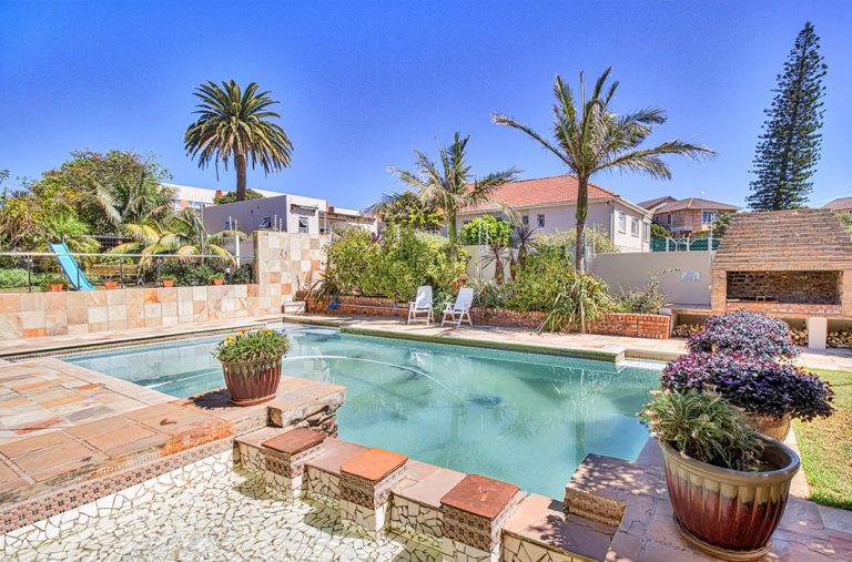 Sunnyside Guest House l l Port Elizabeth