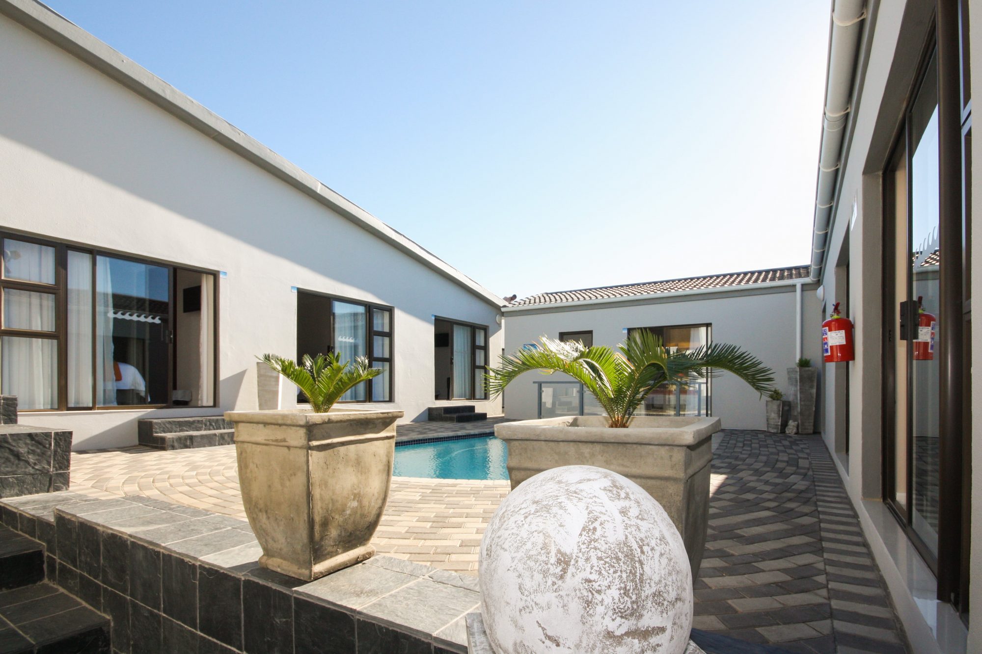 Le Blue Guest House - Bluewater Bay - Eastern Cape