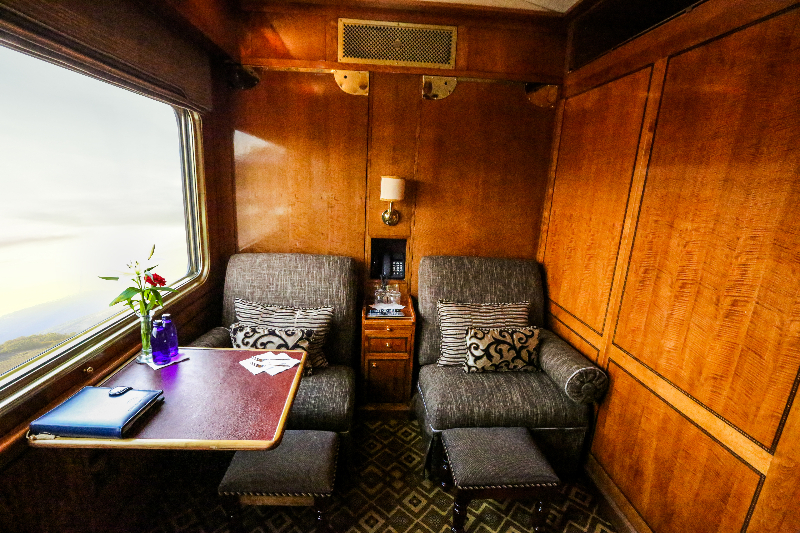 The Blue Train de luxe twin bed