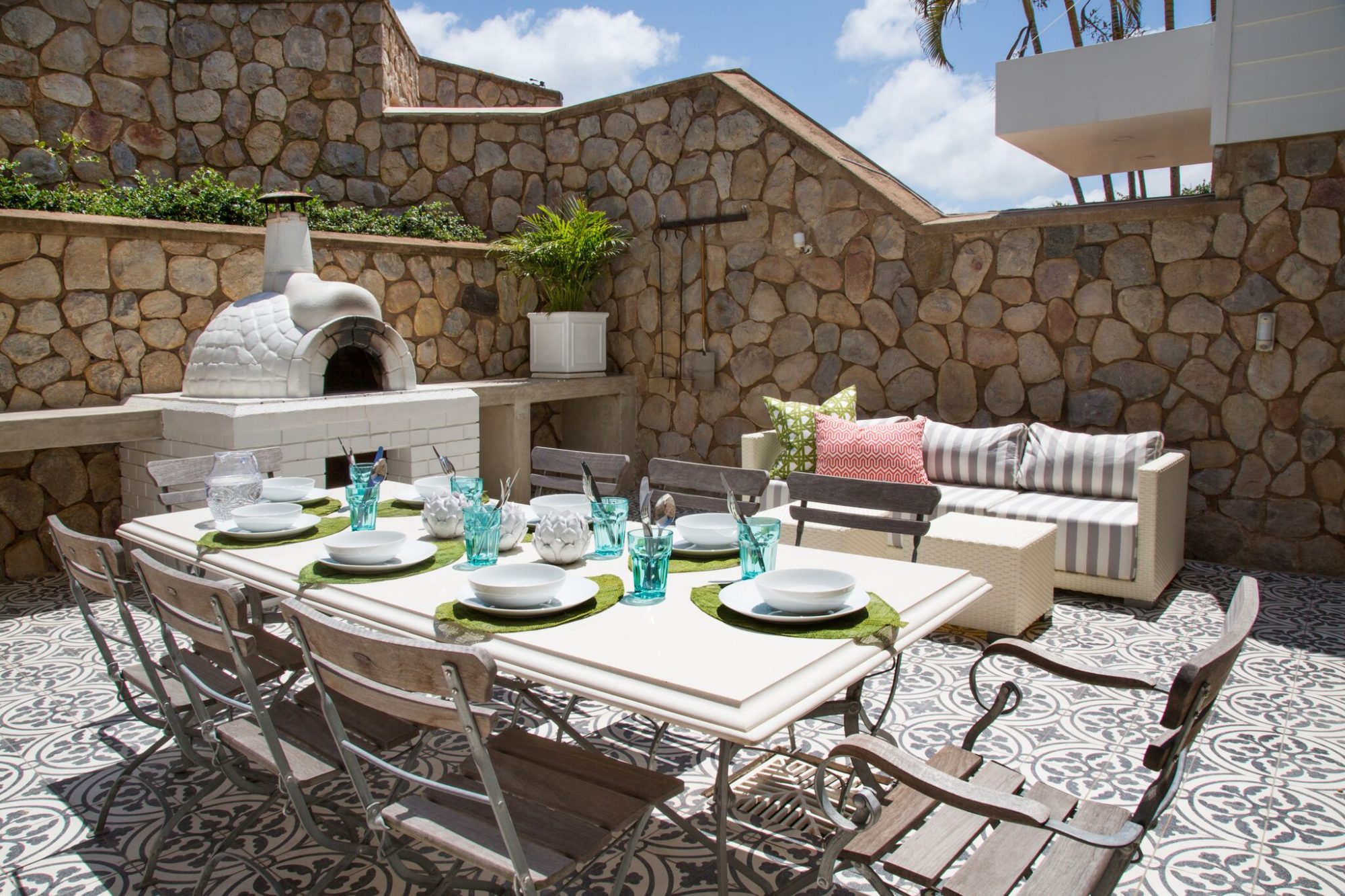 Enjoy Rock Shandy Beachfront Homes' luxury accommodation on the KZN South  Coast - Home Food and Travel