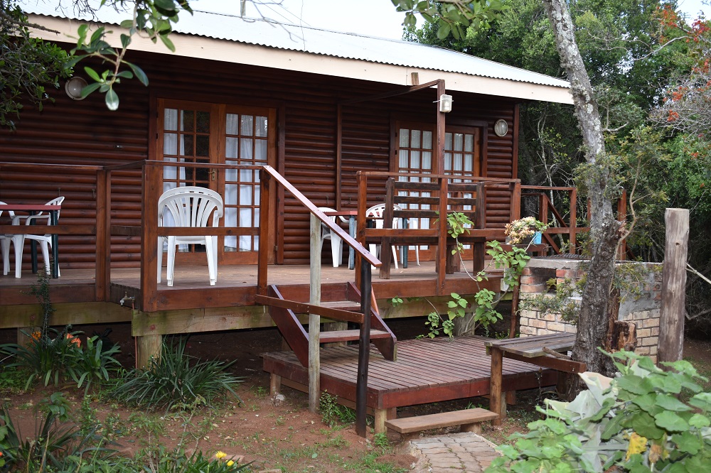 Woodlands Cottages & Backpackers