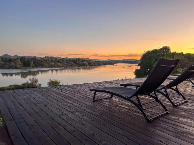 The Bateleurs Launch 'Wings for the Wild' Online Auctions – Karoo and Kruger